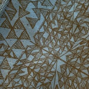 Lucy activewear blue patterned leggings